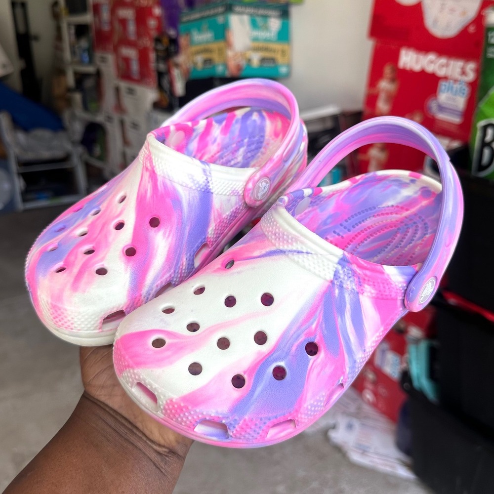 CROCS KIDS CLASSIC MARBLED TYE DYE CLOGS Little Girl Size J1 Pink Crush/Purple - Picture 12 of 12